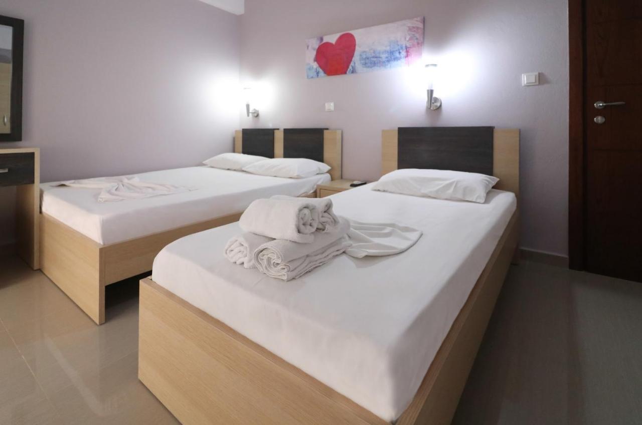Hotel Potami Beach - Mondi Goro Himare Ngoại thất bức ảnh