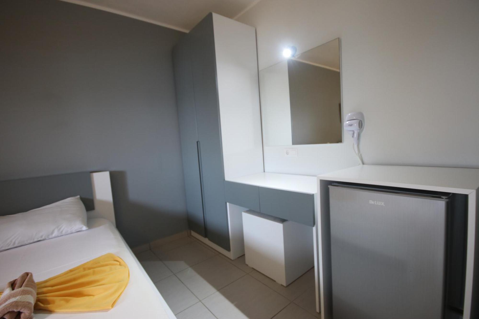 Hotel Potami Beach - Mondi Goro Himare Ngoại thất bức ảnh