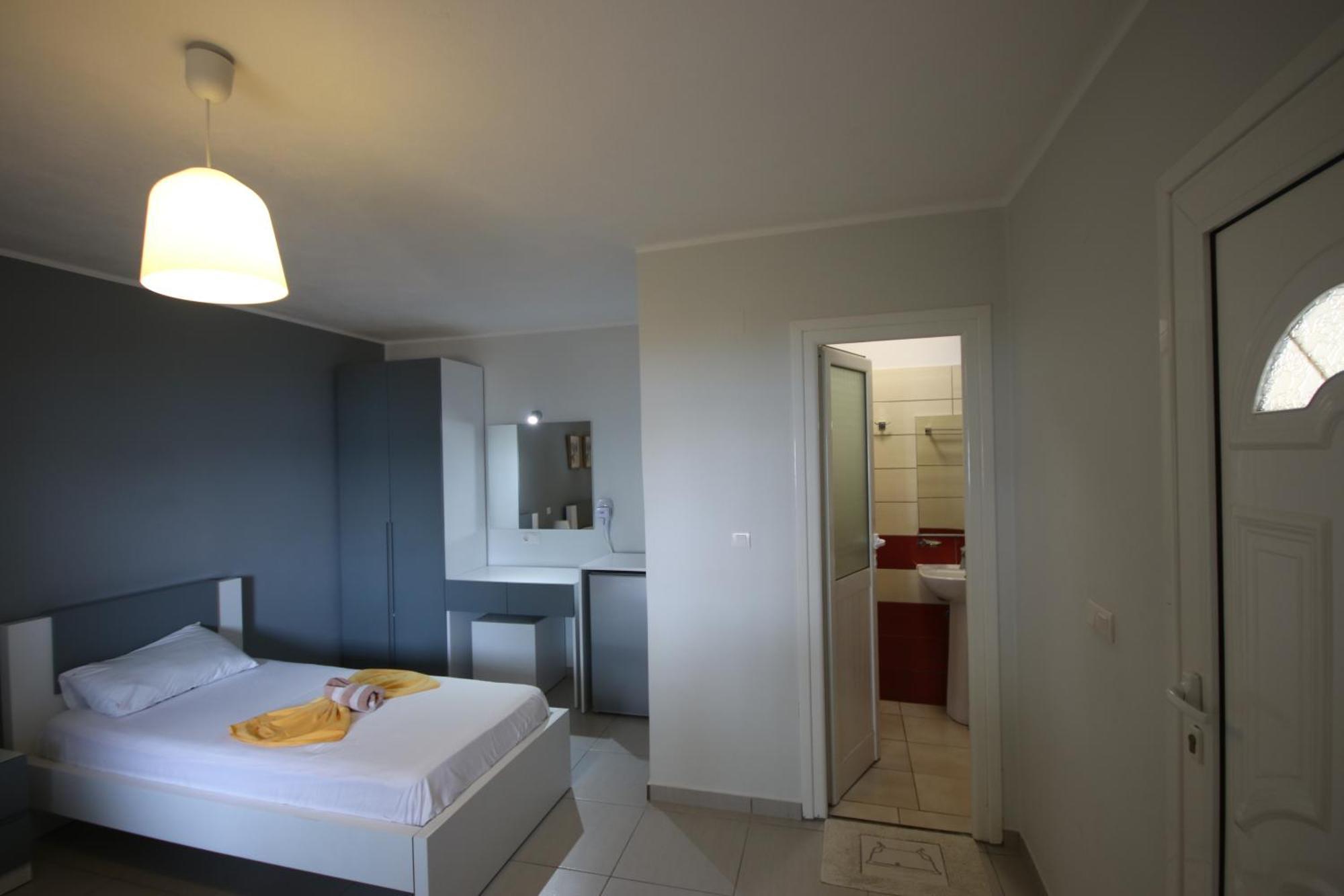 Hotel Potami Beach - Mondi Goro Himare Ngoại thất bức ảnh